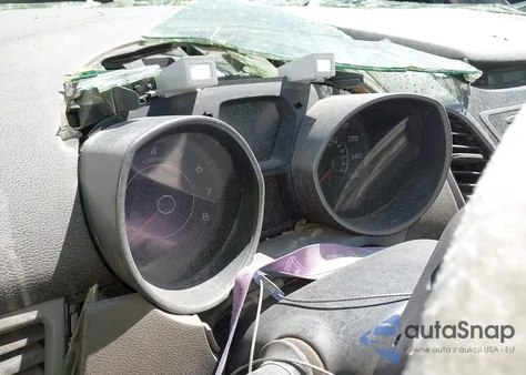 2016 Hyundai Elantra Se z USA, uszkodzony, nr VIN 5NPDH4AE4GH766676